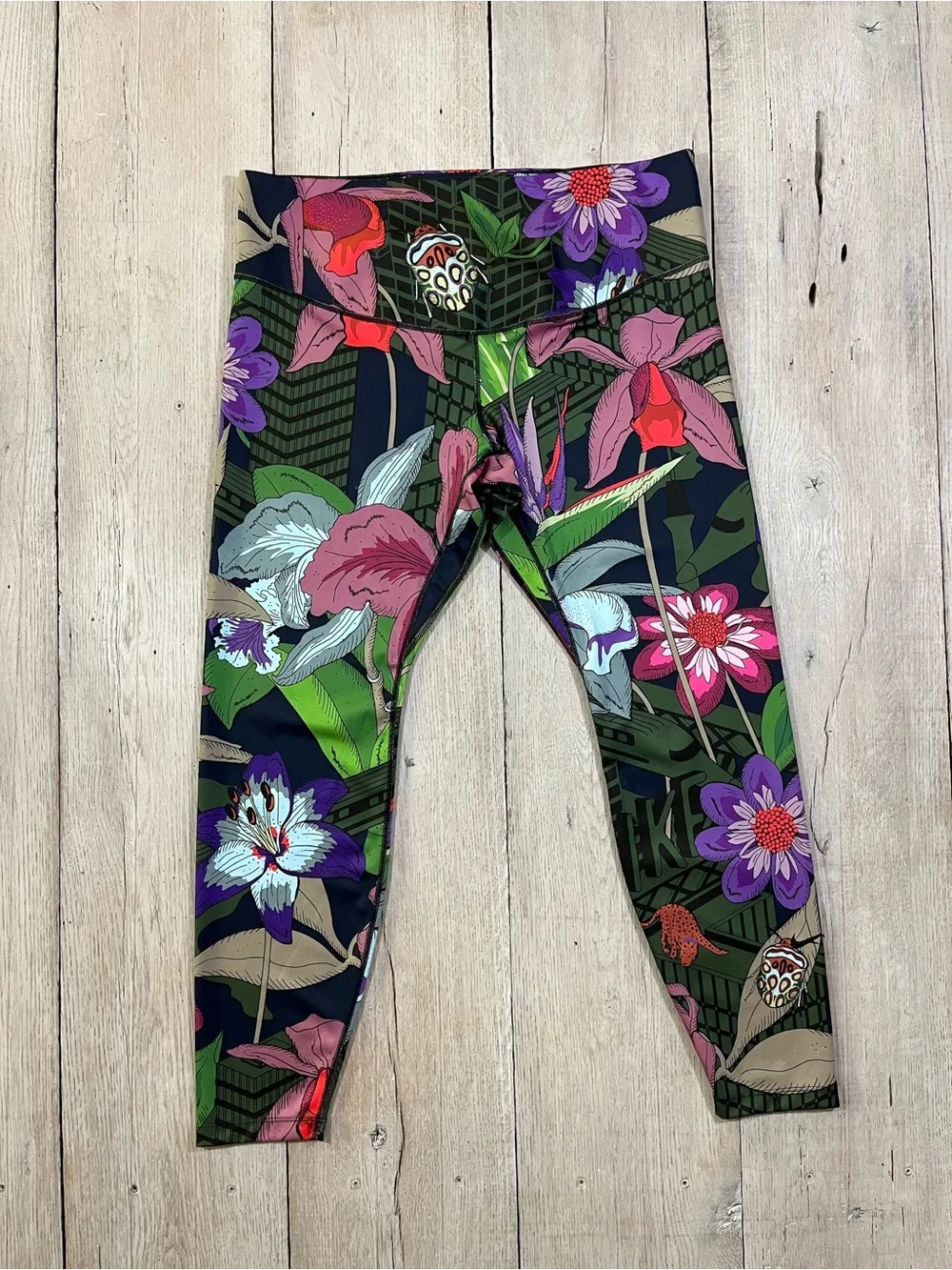 Nike One Icon Clash Floral Print Leggings Size 1X Yoga Running Cycling Gym - Picture 1 of 10